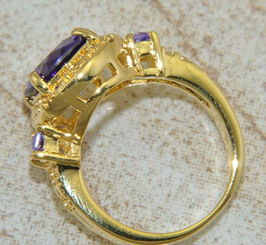 璀璨臻選 歐美時尚18K鍍金紫晶石戒指，詮釋婚禮與日常的優雅格調